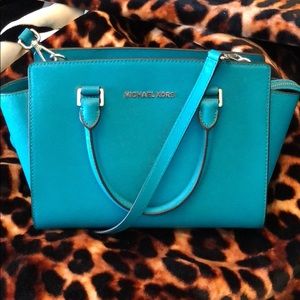 Micheal Kors Purse
